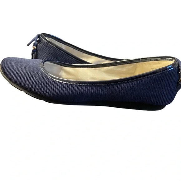 Navy Blue Women's Ballet Flats - Picture 7 of 8